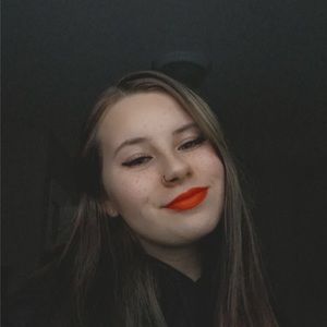 Meet your Posher, Anne